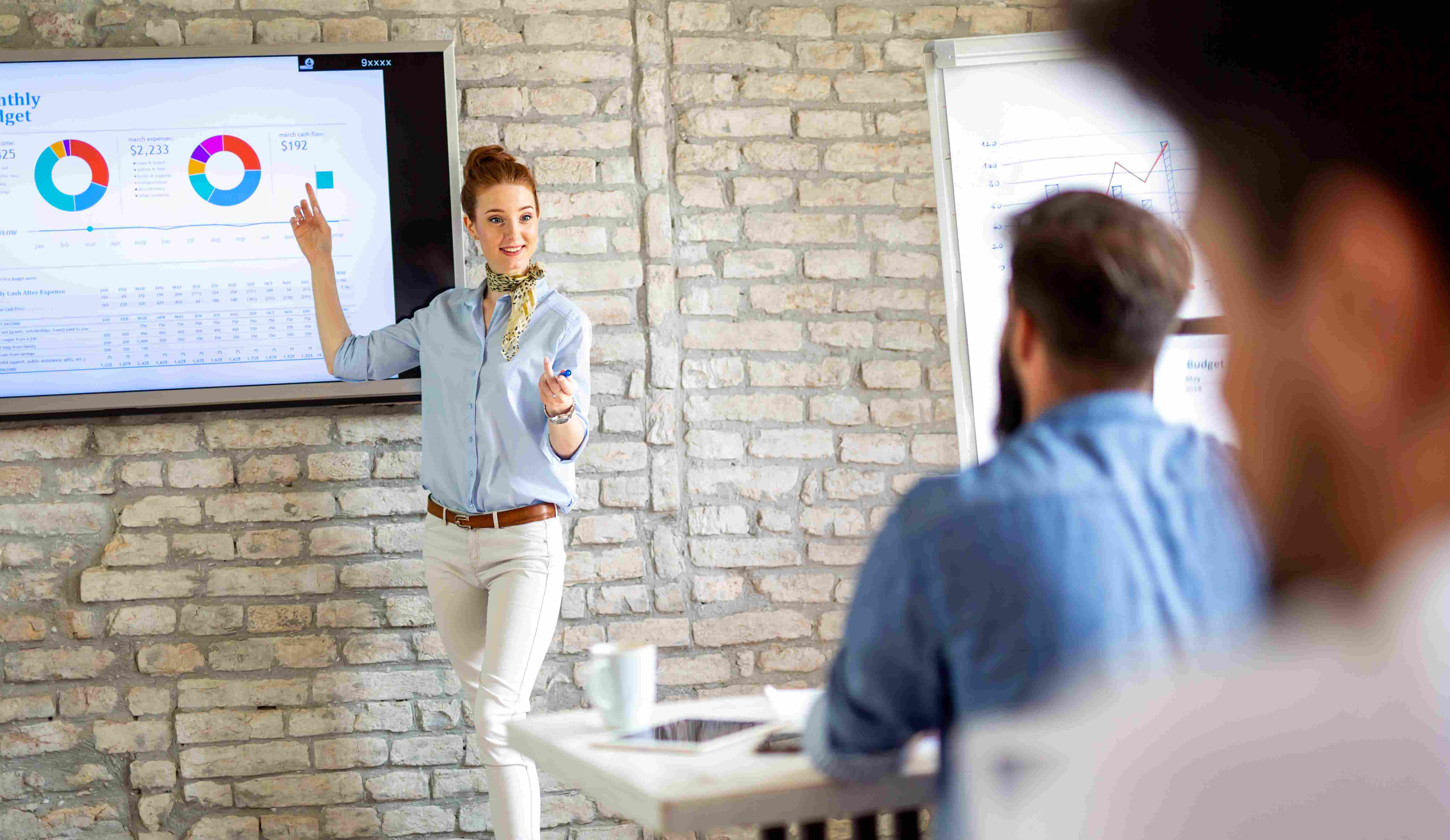 courses to develop leadership skills led by a woman